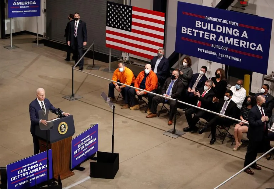 Biden promete que “arreglará todos los puentes” tras el accidente en Pittsburgh