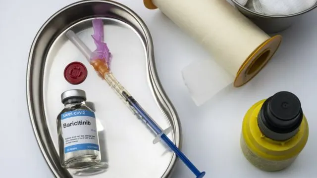 Covid: qué son baricitinib y sotrovimab, los nuevos medicamentos que autorizó la OMS para tratar casos de la enfermedad