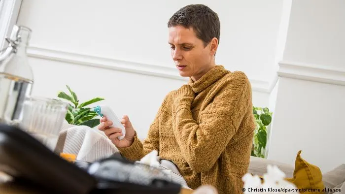 ¿Quiénes corren más riesgo de padecer de "covid largo"? Un nuevo estudio ofrece pistas