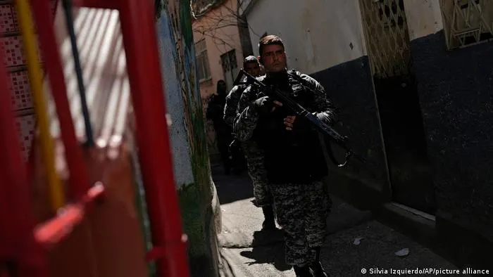 Río de Janeiro despliega 1.200 policías para "recuperar" favela