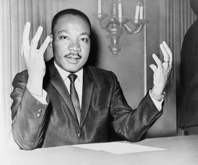 ¿Qué estará abierto y cerrado en el Día de Martin Luther King Jr. 2025?