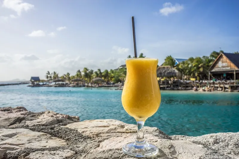 Ómicron cambia normas para ingresar a numerosas islas del Caribe