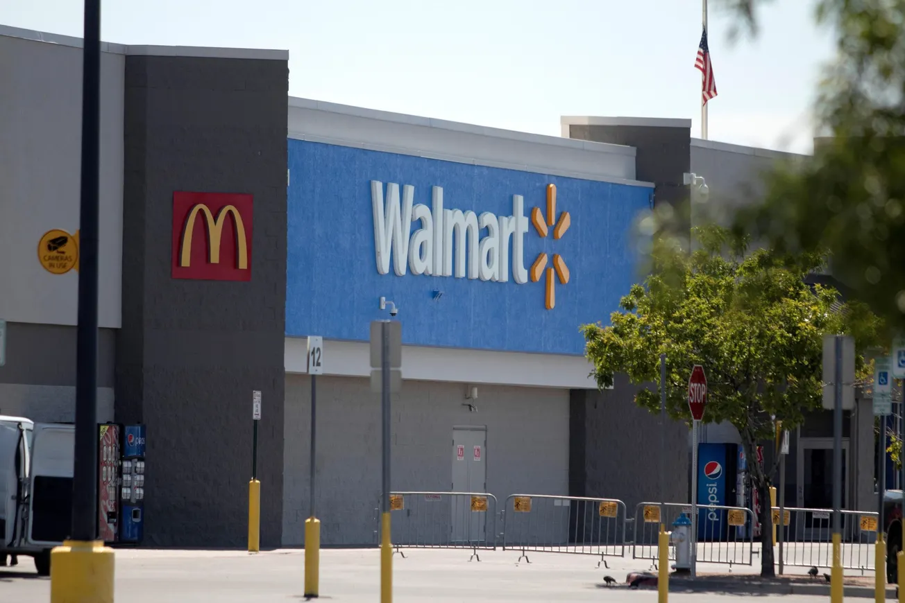 Walmart logra acuerdo millonario para resolver las demandas por opioides