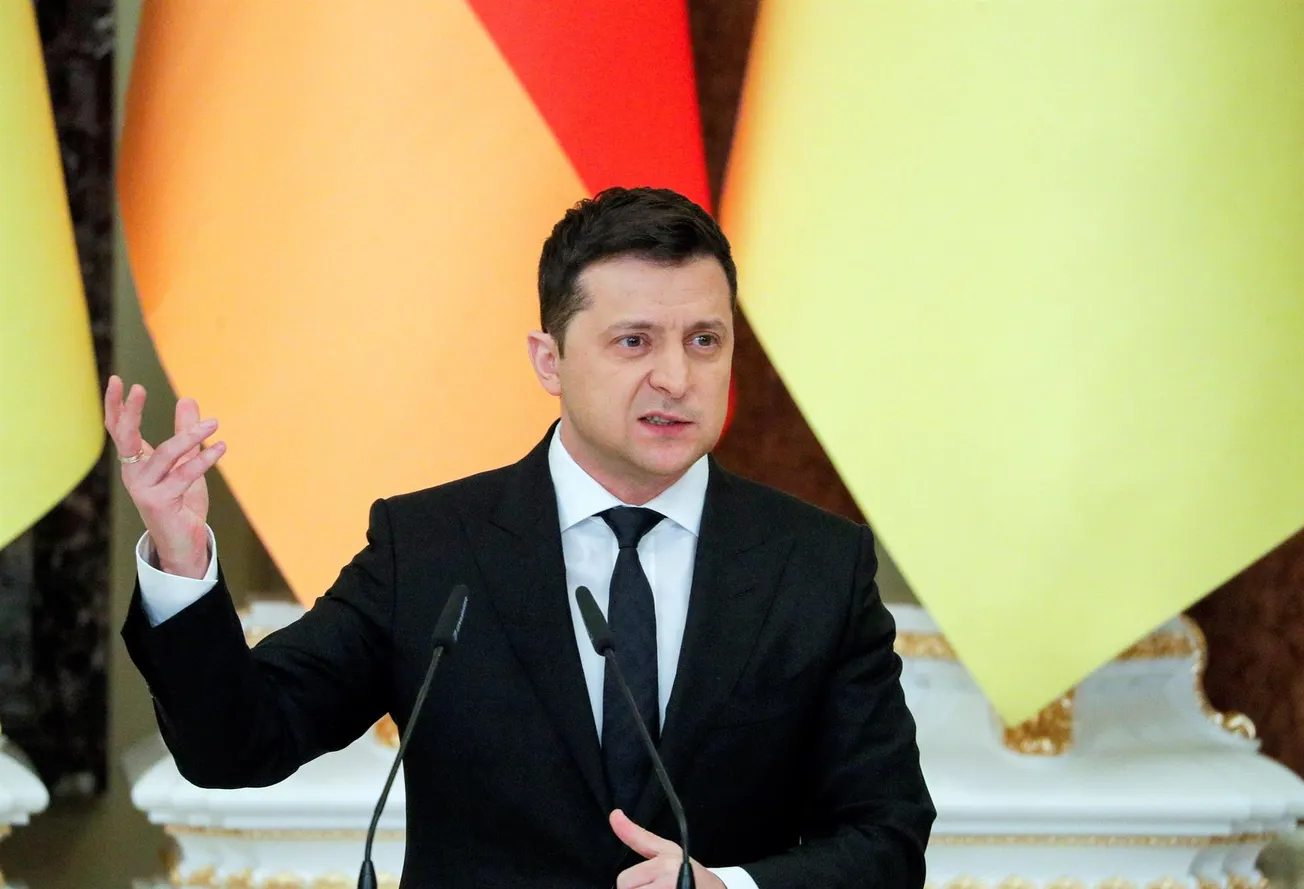 Presidente de Ucrania pide unidad ante una posible invasión rusa este miércoles