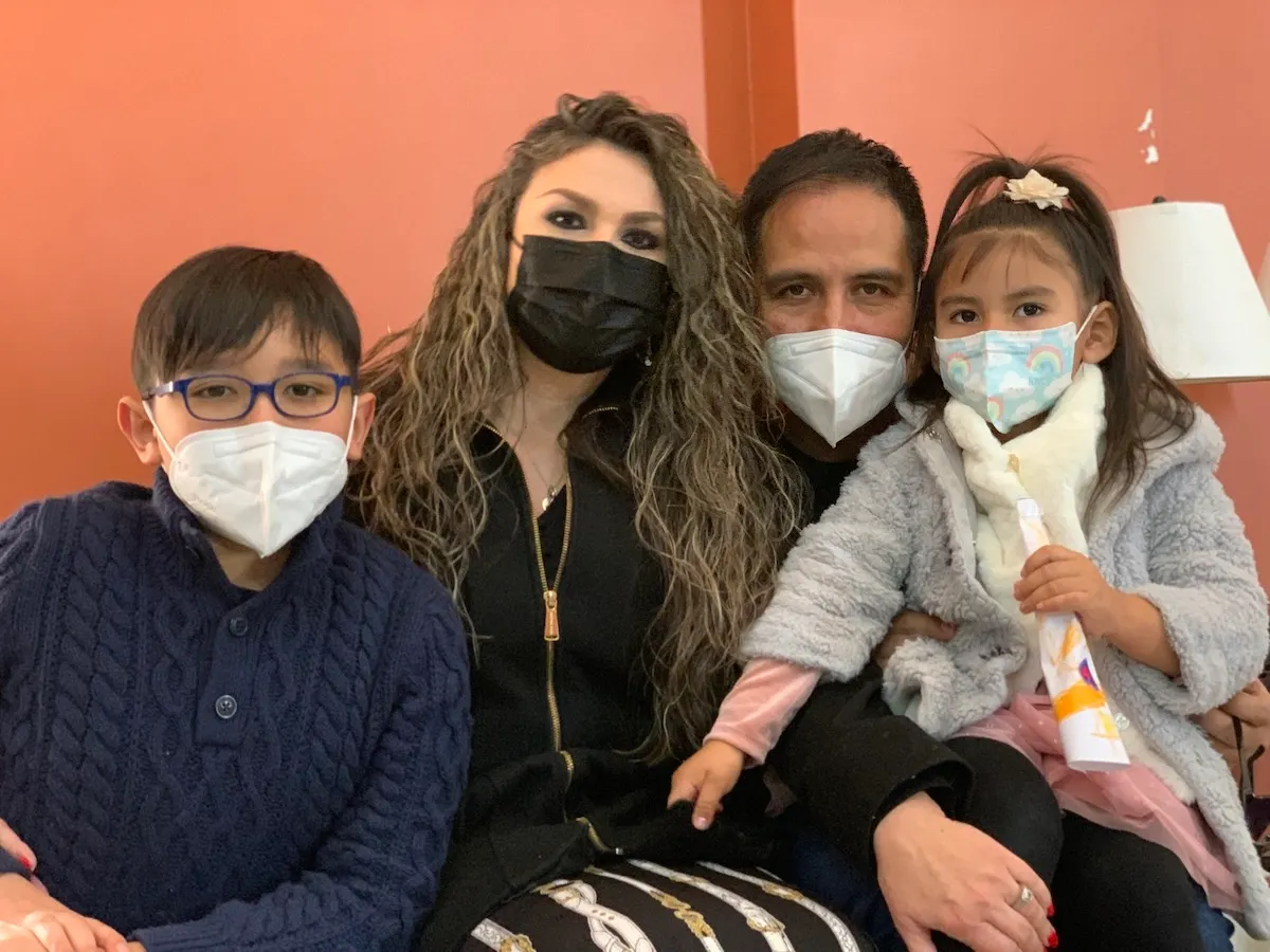 DMV: Ellos recibieron el año contagiados de COVID