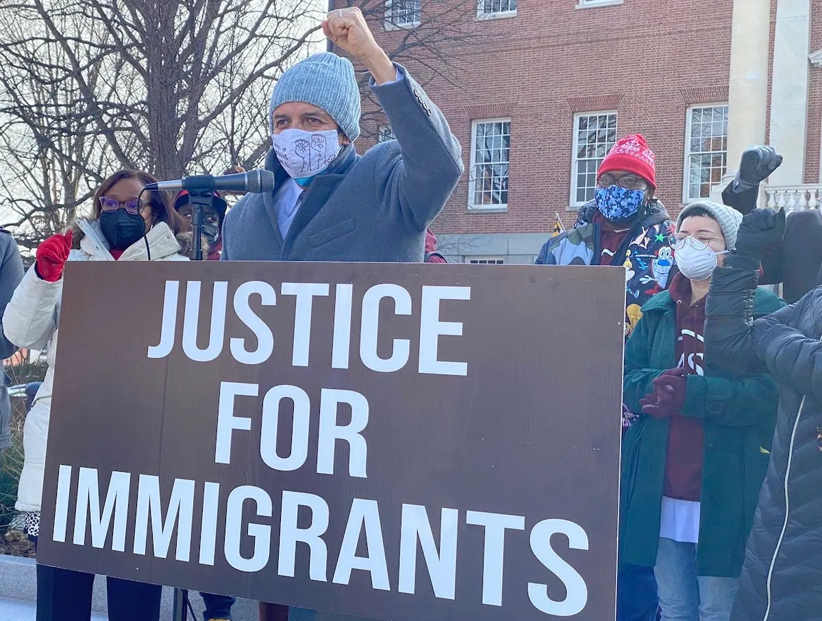 Revisan leyes que impactarían a inmigrantes en Virginia y Maryland