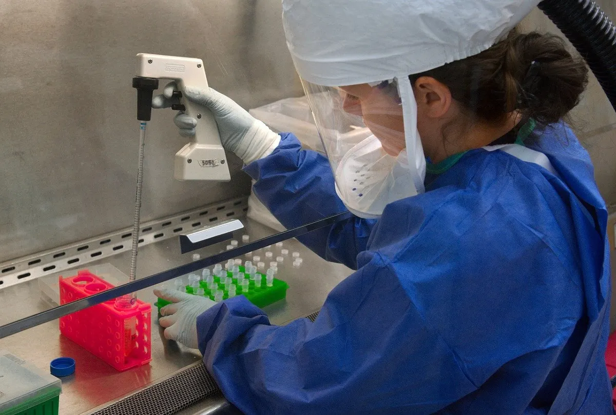 Latinoamérica ha logrado reducir la brecha entre hombres y mujeres en investigación científica, pero no en sus altos cargo