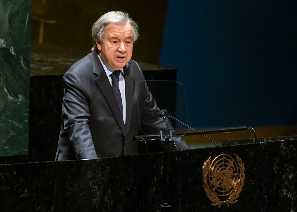 Guterres sufrió una caída durante la sesión especial de la ONU