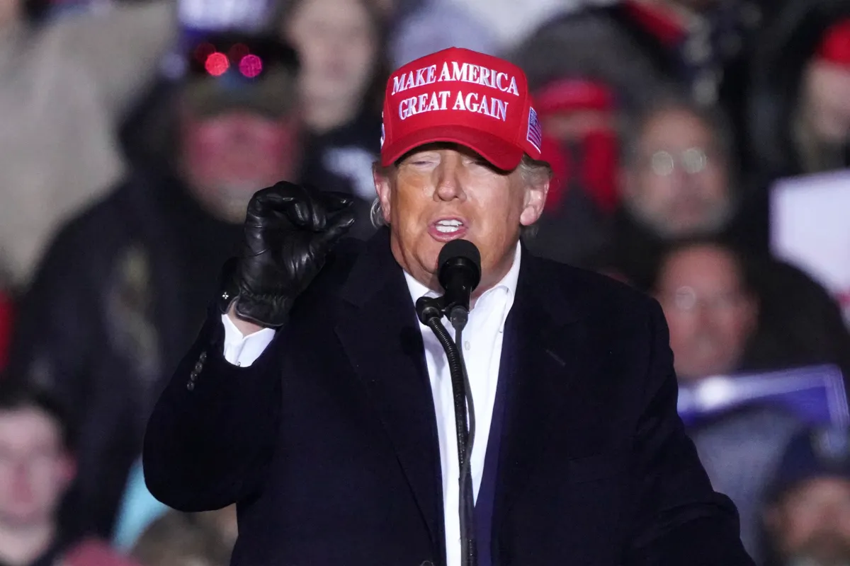 Stormy Daniels deberá pagar a Donald Trump