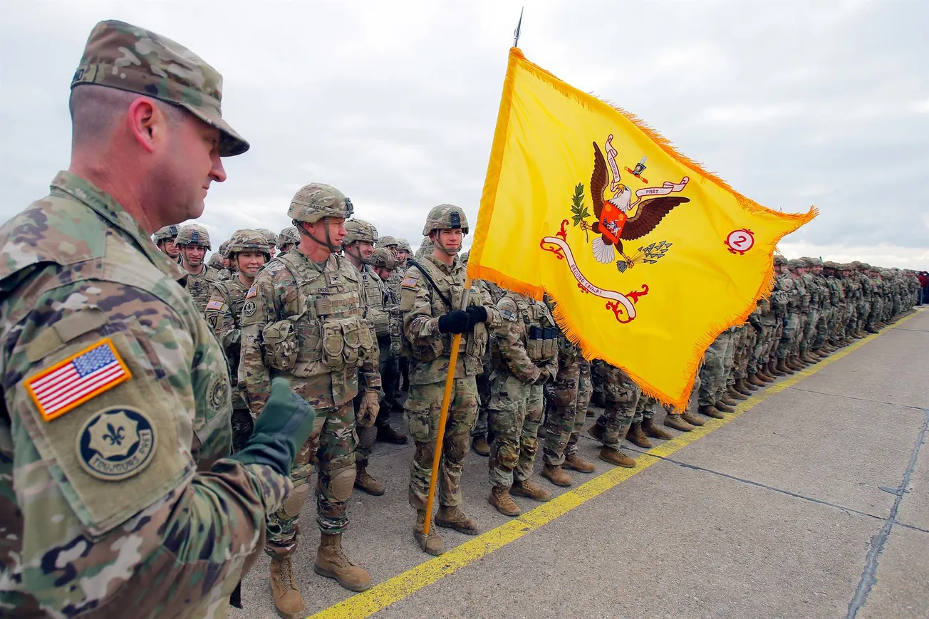 Estadounidenses se ofrecen como voluntarios para luchar en Ucrania