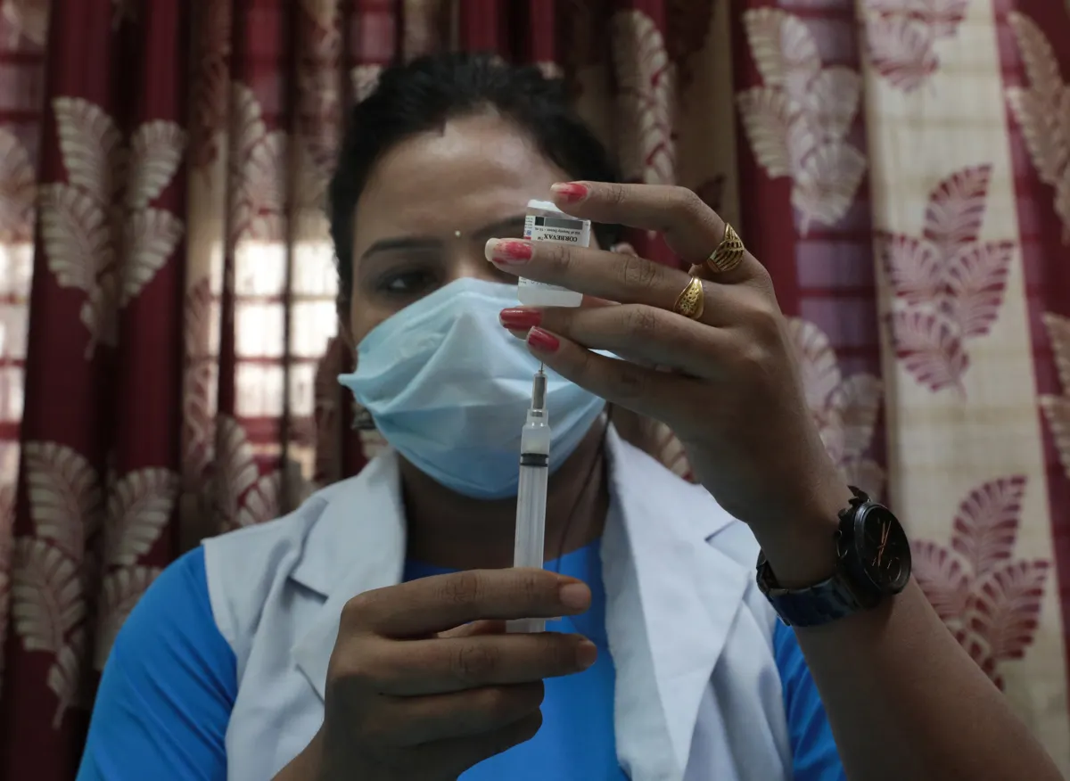 Moderna solicita la autorización de la FDA para un segundo refuerzo de la vacuna