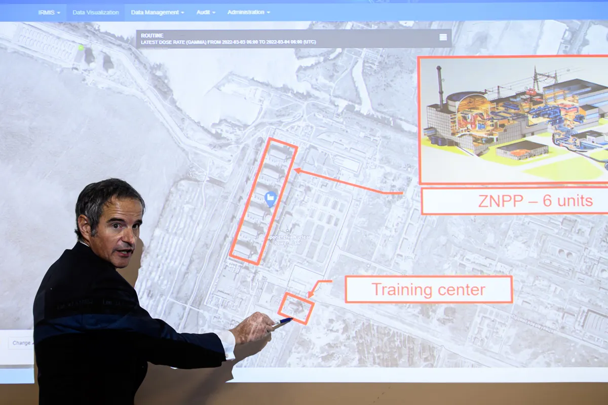 Los rusos controlan la planta nuclear de Zaporiyia, la más grande de Europa
