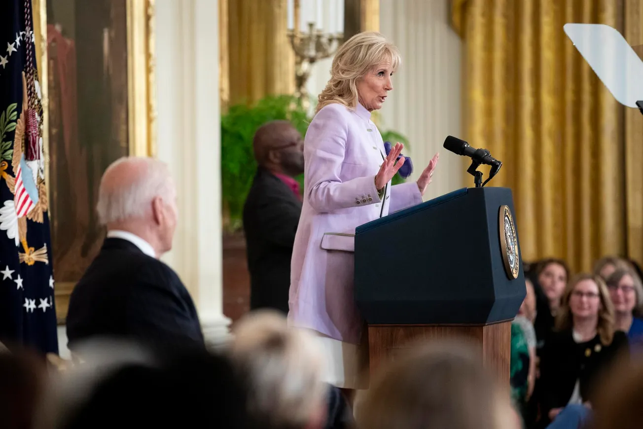 Biden celebra el Día de la Igualdad Salarial con tres medidas para reducir la brecha de género