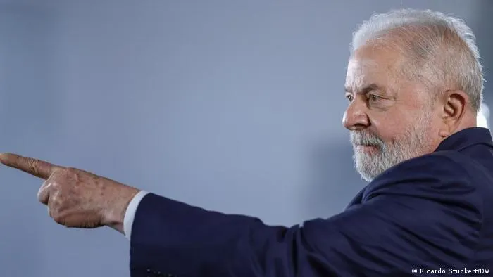Lula confirma que buscará nuevamente la presidencia de Brasil