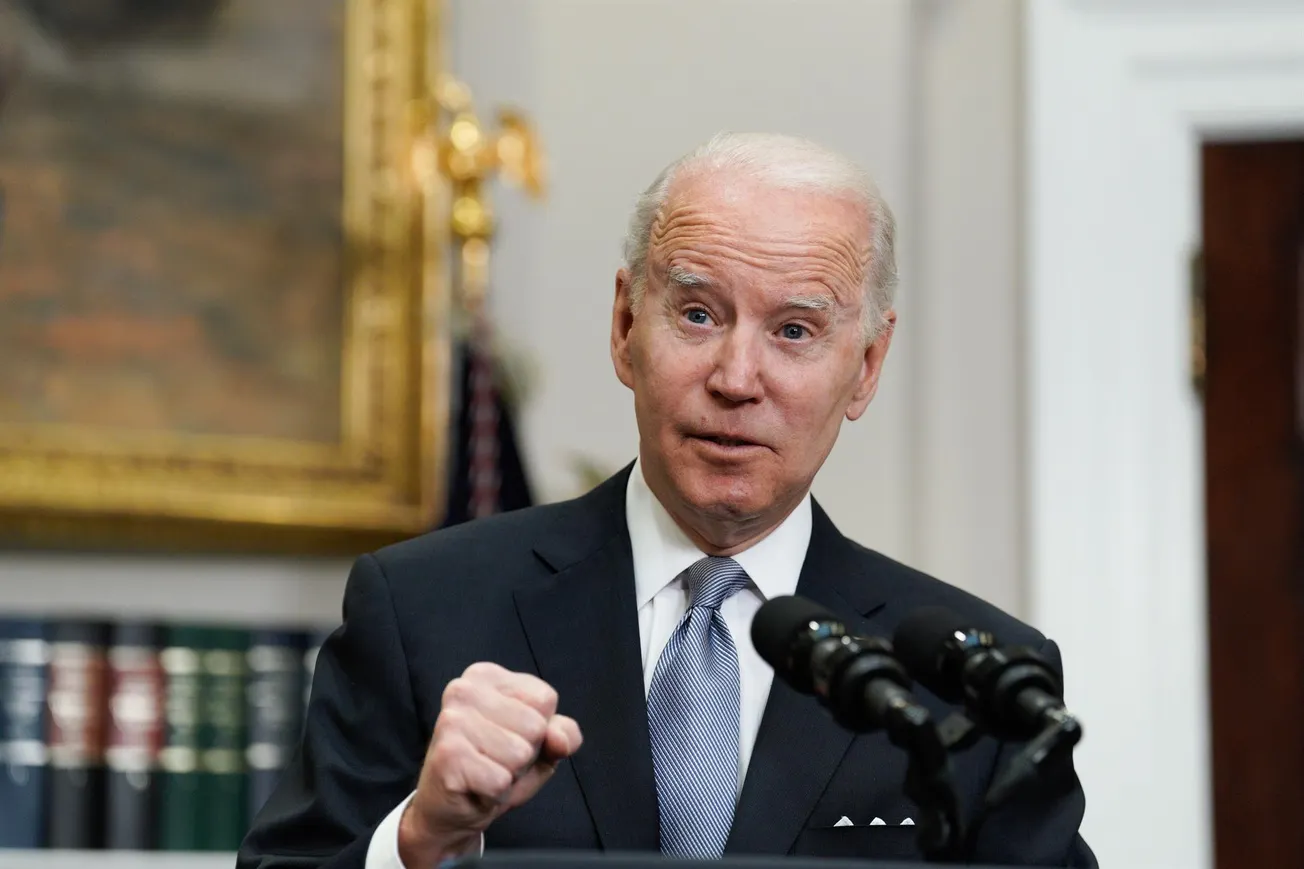 Estadounidenses consideran que Biden no ha sido duro en su respuesta a la invasión rusa