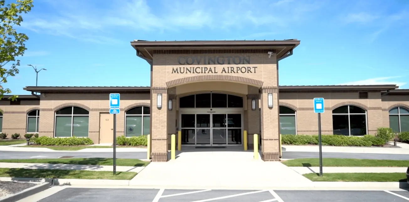 Se estrelló una avioneta cerca de una fábrica de General Mills. Hay dos muertos