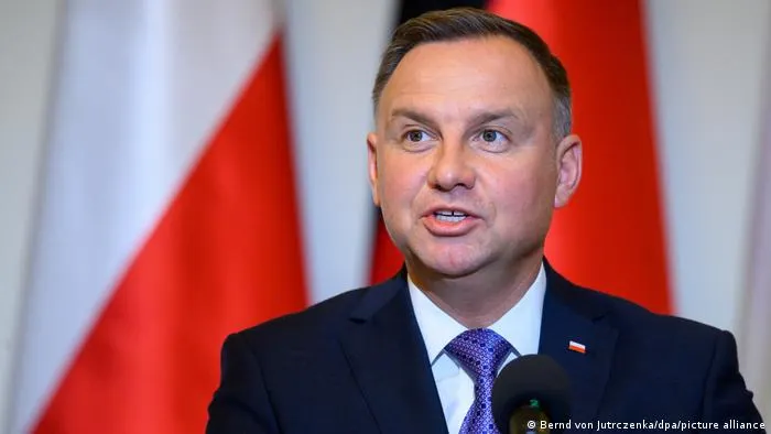 Presidente polaco dice que "diálogo con Rusia no tiene sentido"