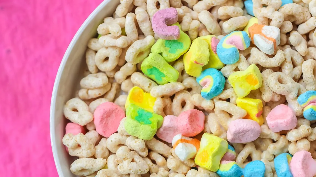 ¿Lucky Charms está causando vómitos? 139 personas dicen que sí
