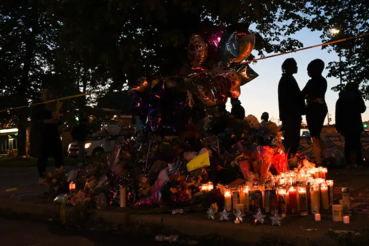 Autor del tiroteo de Buffalo es acusado de terrorismo y crimen de odio. Se declaró inocente