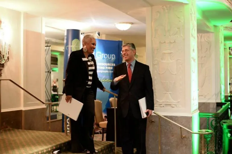 Cámara de Comercio de DC reconocerá a latinos con el Premio a la Pequeña Empresa 2022