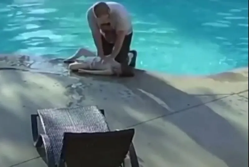 Hombre salvó a niño de 4 años con autismo de ahogarse en una piscina en Kansas