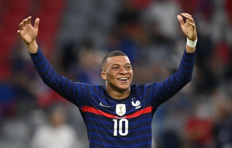 La llegada de Kylian Mbappé al Real Madrid es inminente