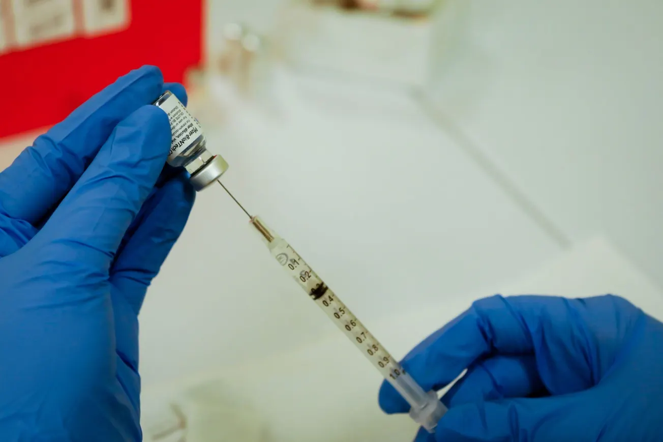 La espera de una vacuna contra el COVID para los niños más pequeños podría terminar en unas semanas