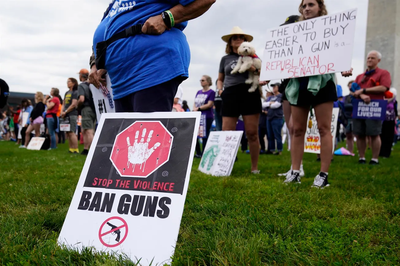 Senadores llegan a un acuerdo bipartidista de armas, anunciando un avance potencial