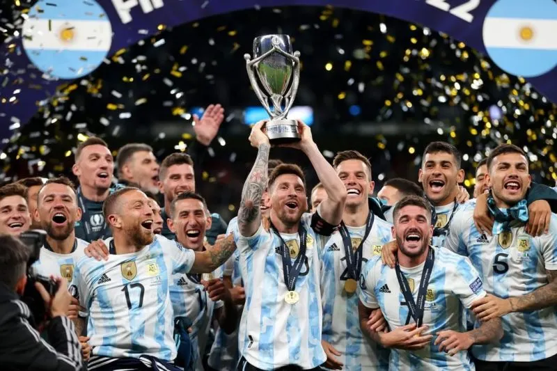 Argentina vence 3-0 a Italia y gana la Finalissima 2022