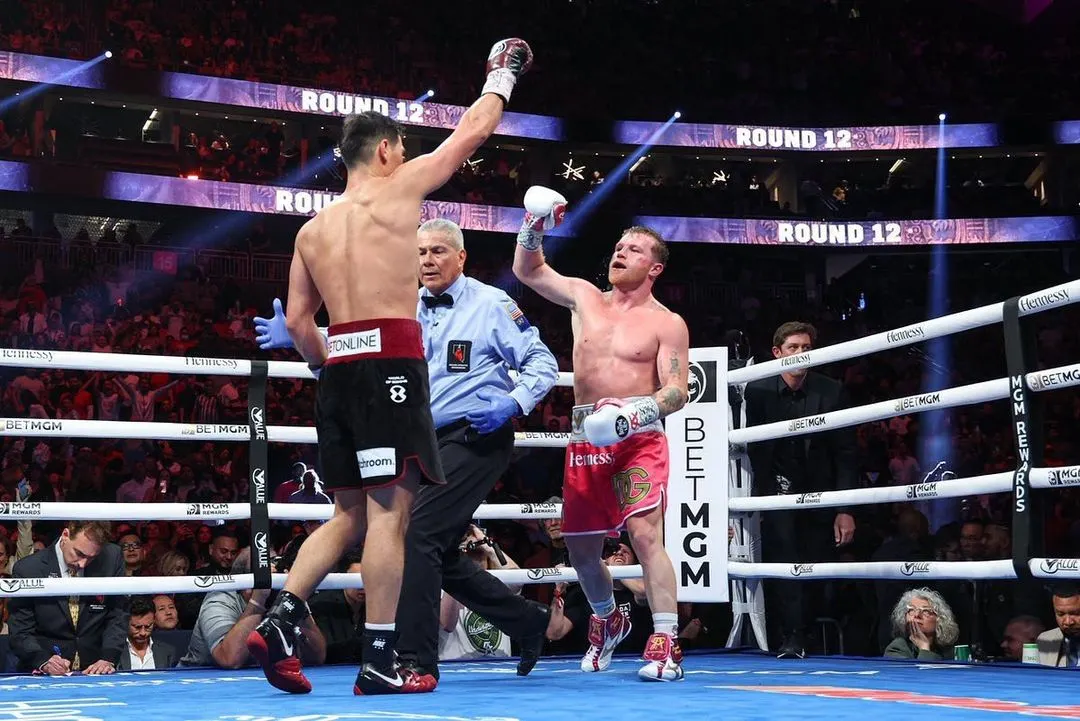 Canelo Álvarez buscará la revancha ante Bivol en el 2023