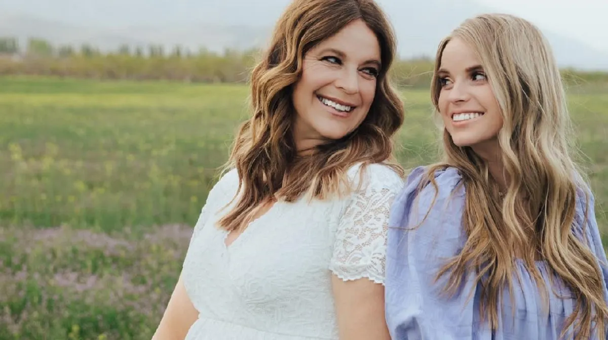 Chalise, una mujer de 50 años, dio a luz a su propia nieta en Utah