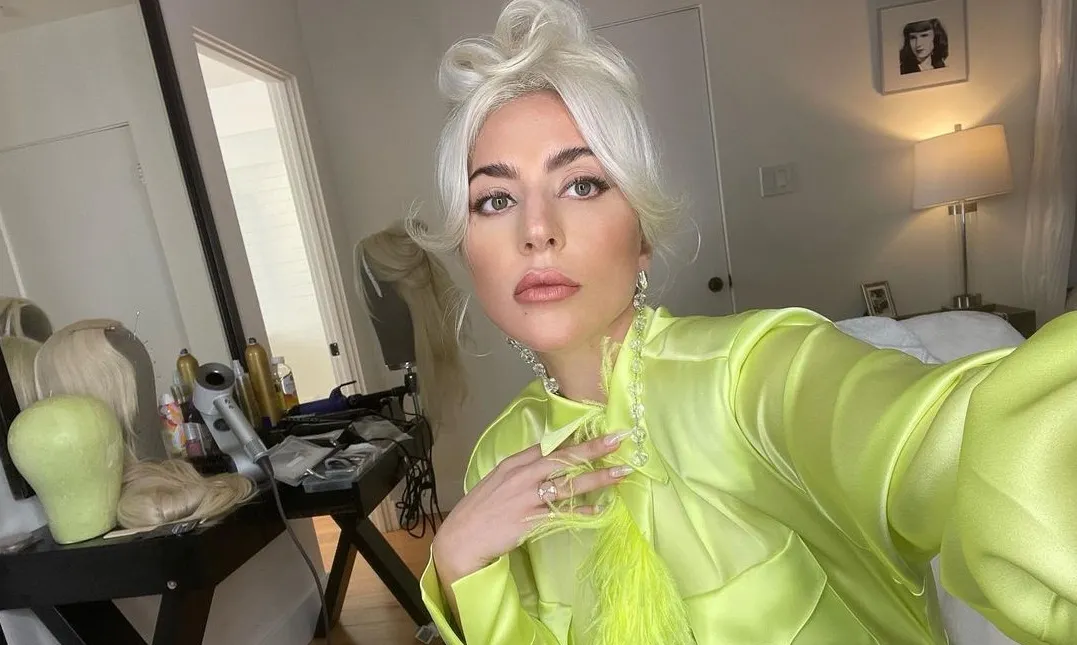 Alguaciles ofrecen $5 mil para encontrar al secuestrador de los perros de Lady Gaga