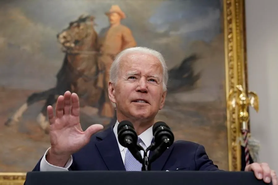 Biden advierte que los estados intentarán arrestar a personas que viajen para abortar