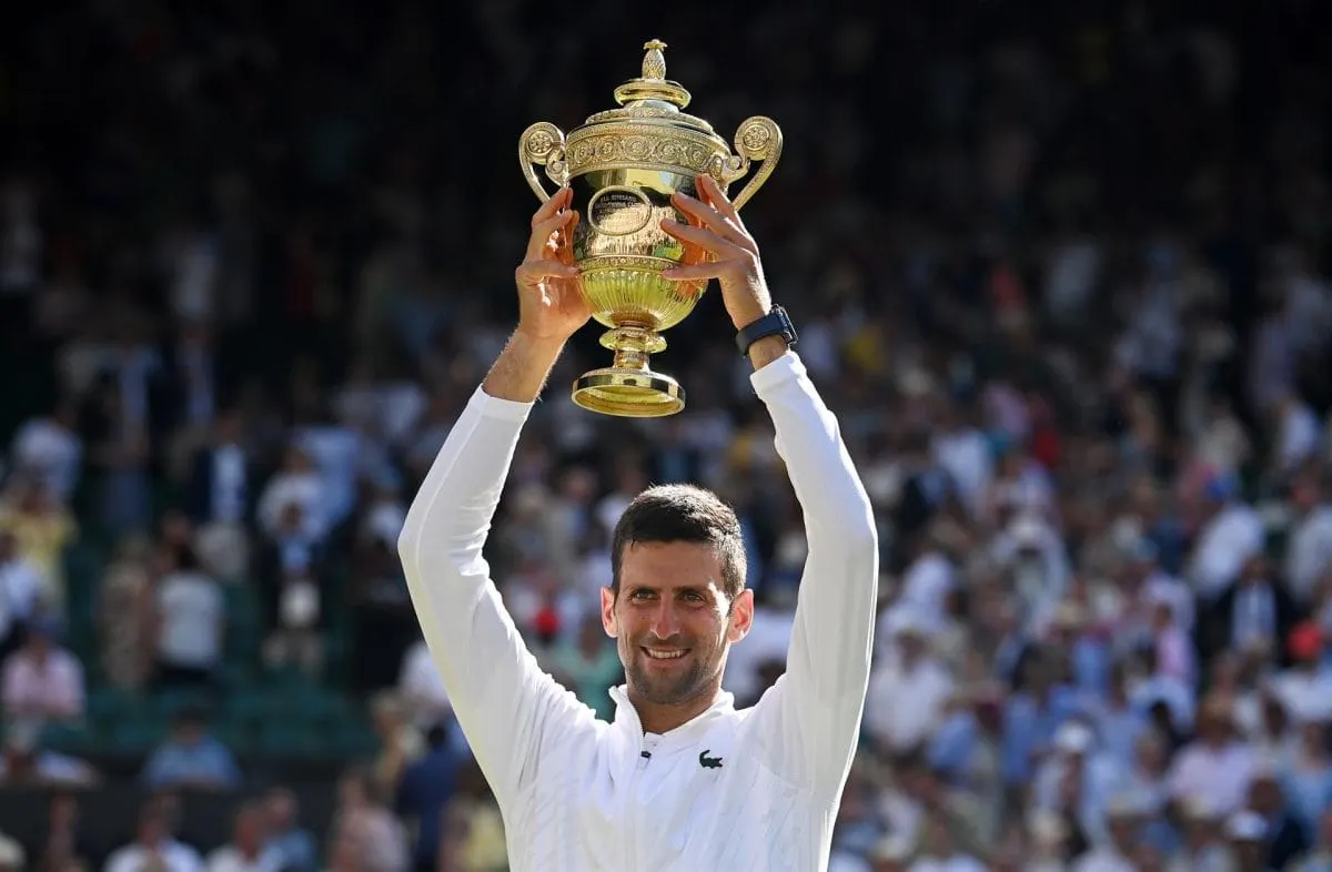 Djokovic eleva su leyenda en el tenis