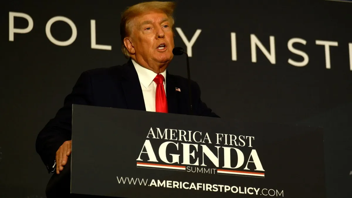 ¿Podría Trump ser candidato presidencial si es acusado y sentenciado por el manejo de archivos de la Casa Blanca?