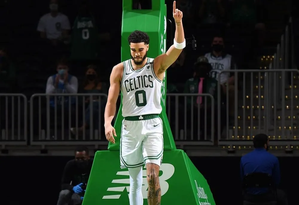 Tatum opina sobre jugar con Durant: “Estoy contento con el equipo que tenemos”