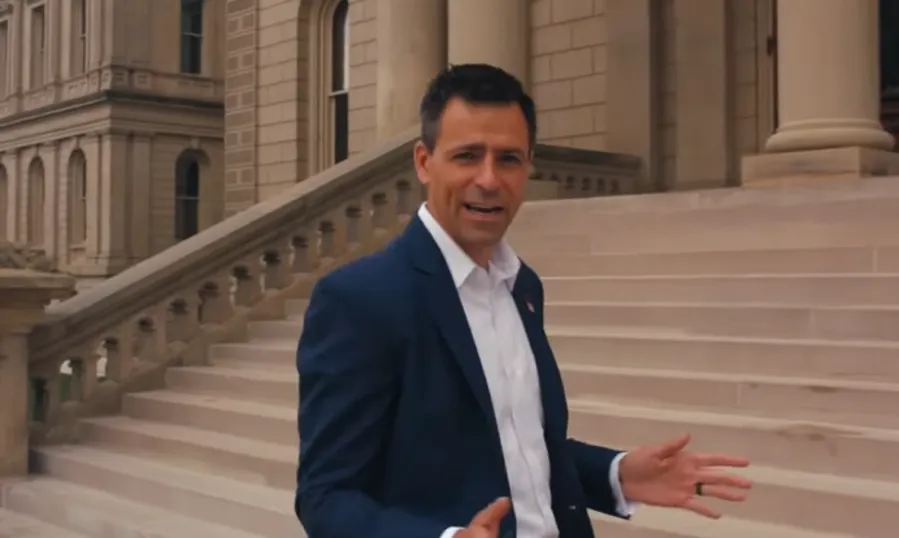 Candidato a gobernador de Michigan se declara inocente de cargos por el asalto al Capitolio