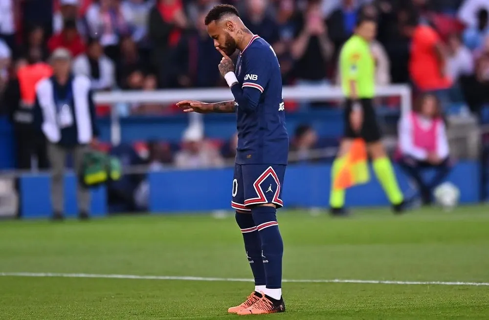 Neymar irá a juicio por fraude y corrupción un mes antes del Mundial