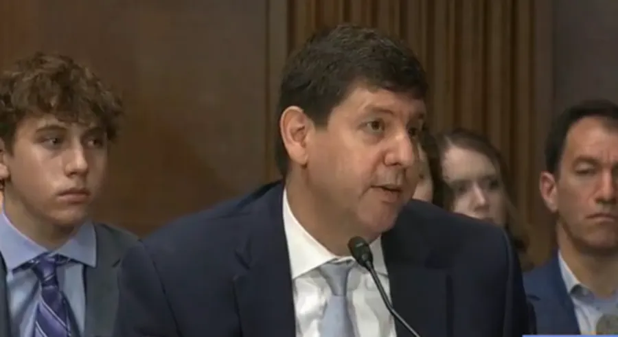 El exfiscal Steve Dettelbach dirigirá la oficina sobre armas de fuego