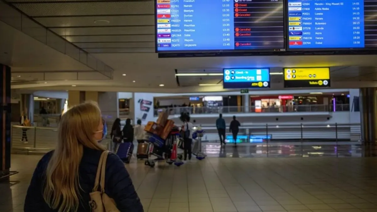 Fin de semana largo comienza con 2 mil 800 vuelos retrasados