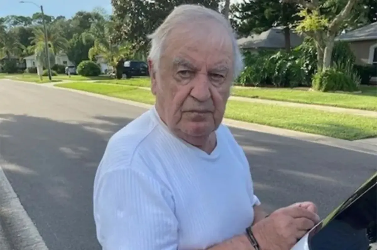 hombre intentó comprar a una niña