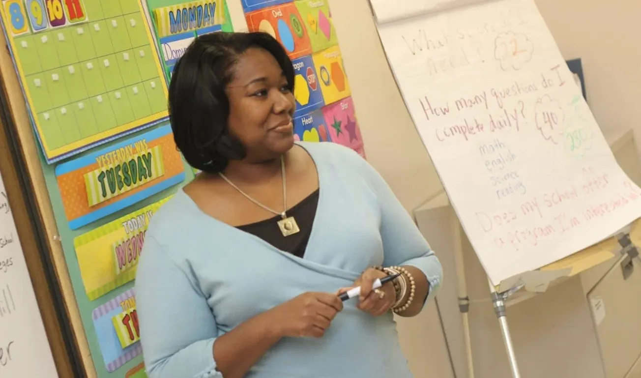 IRS aumenta deducibles para los maestros