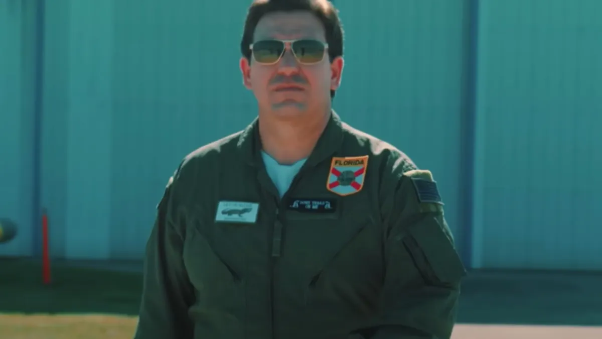 DeSantis Top Gun