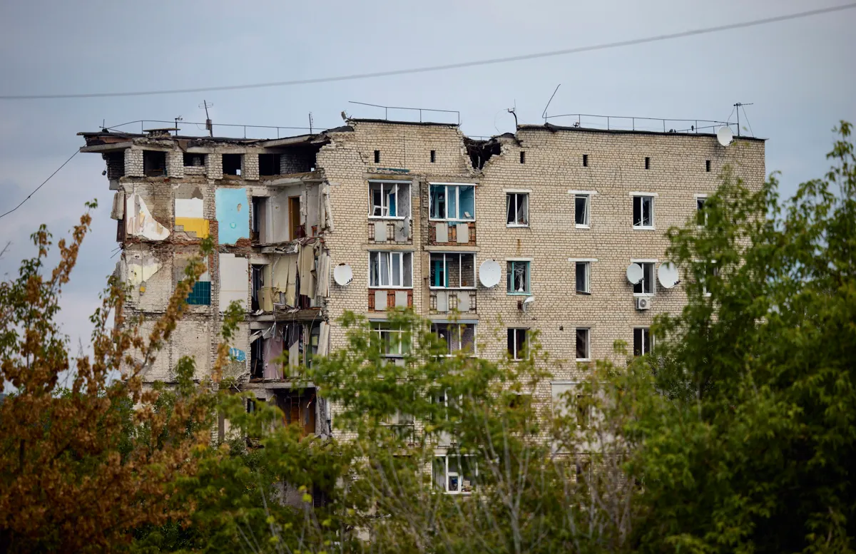 Retirada de Rusia en Ucrania deja villas devastadas, asesinatos y desaparecidos