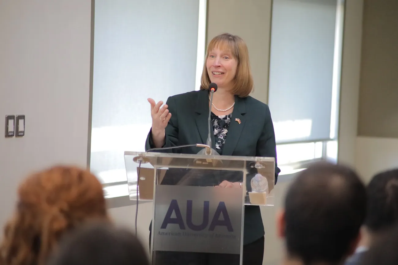 Estos son los planes de Biden para ocupar la embajada de EEUU en Rusia