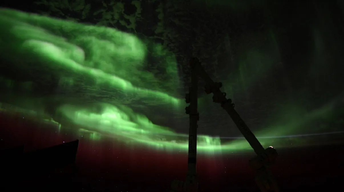 Estación Espacial Internacional comparte imágenes de la aurora boreal desde el espacio