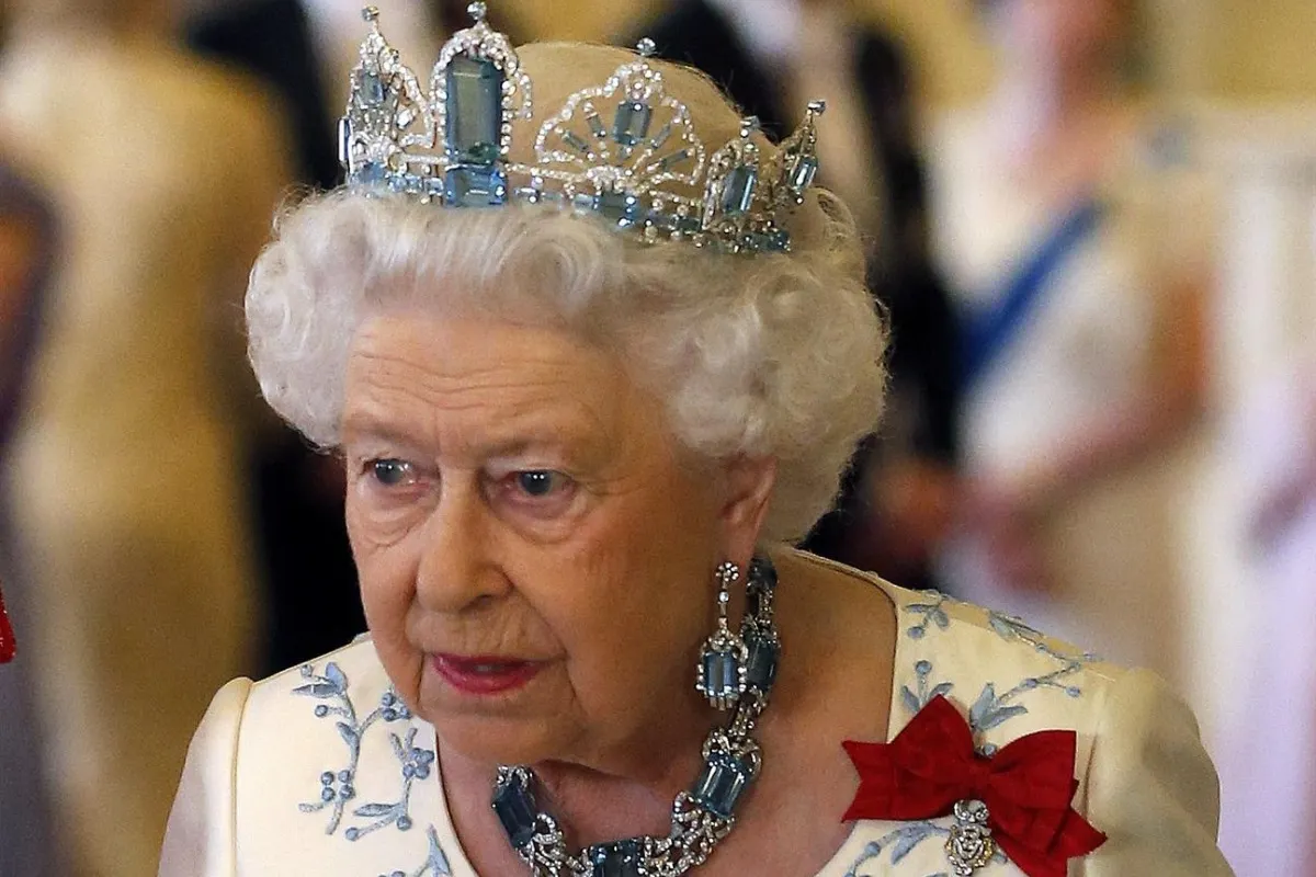 reacciones reina Isabel