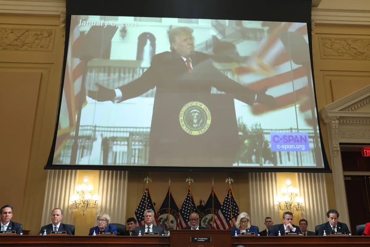 Panel del 6 de enero no dejará que Trump convierta su testimonio en un circo, dice Cheney