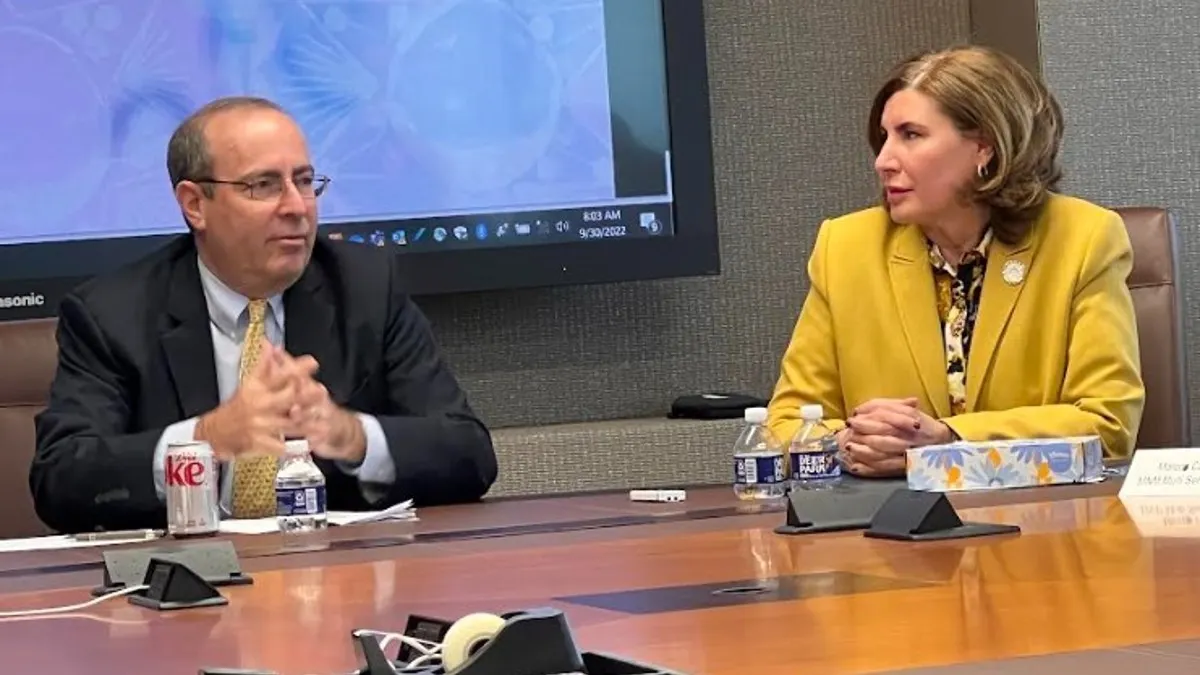 Las cosas no pintan bien para los comercios latinos durante la crisis