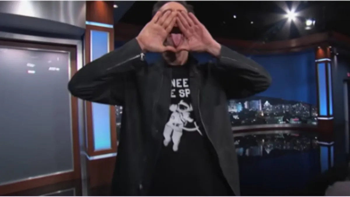 ¿Jim Carrey expuso a los Illuminati en un video?